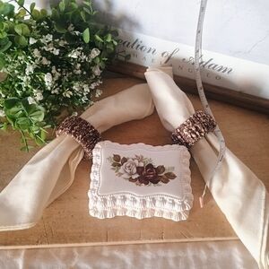 Floral Embroidered Napkin Holder with Napkins And Trinket Box